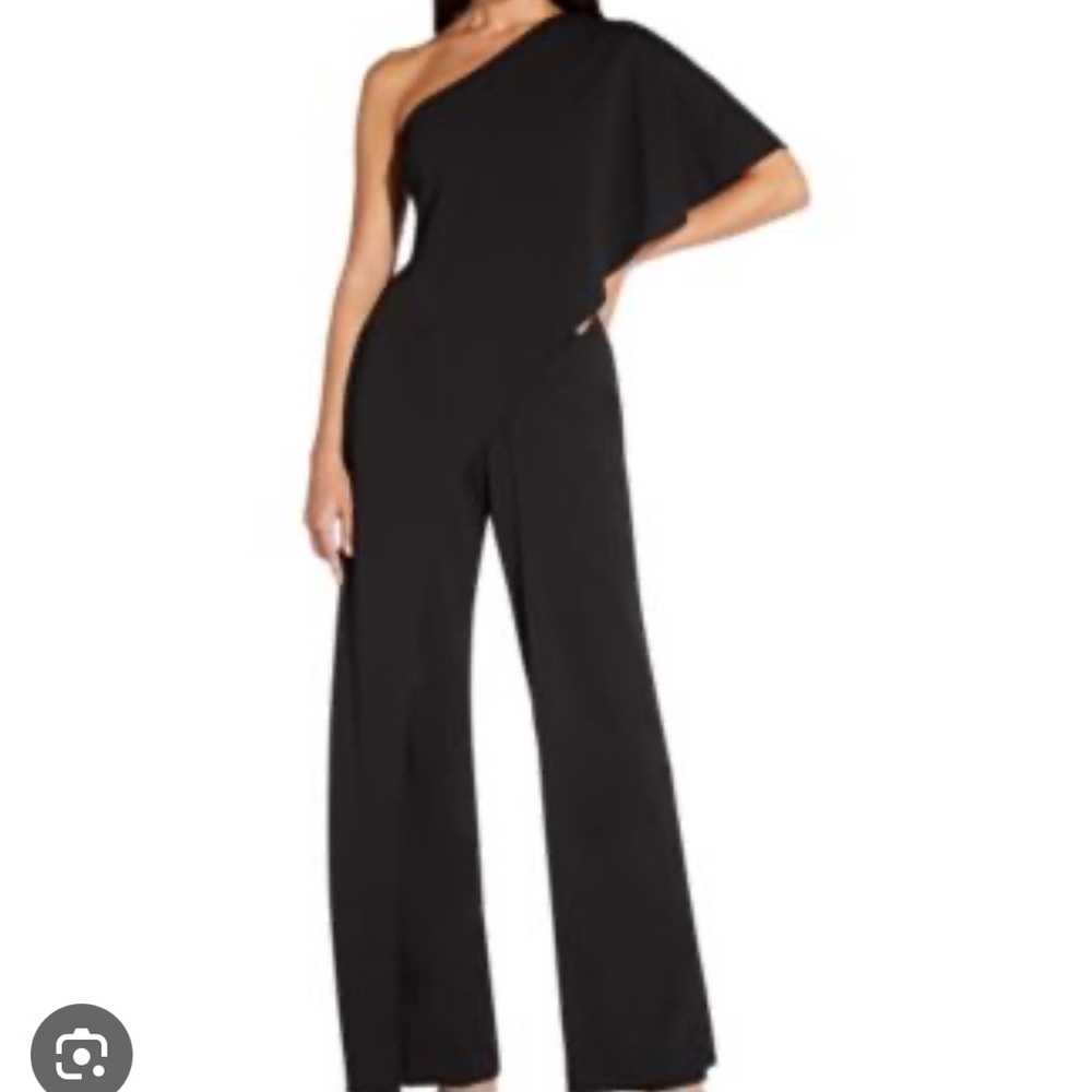 Adrianna Papell Black One-Shoulder Jumpsuit